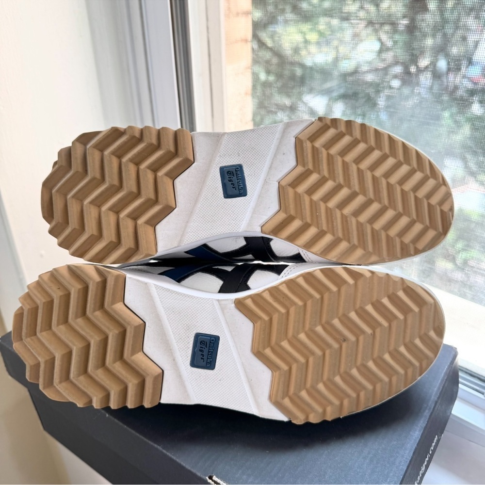 New Onitsuka Tiger Delegation Ex Sneakers White Black - Picture 9 of 10